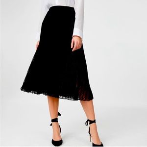 Club Monaco Behtina Black skirt size 10 NWT